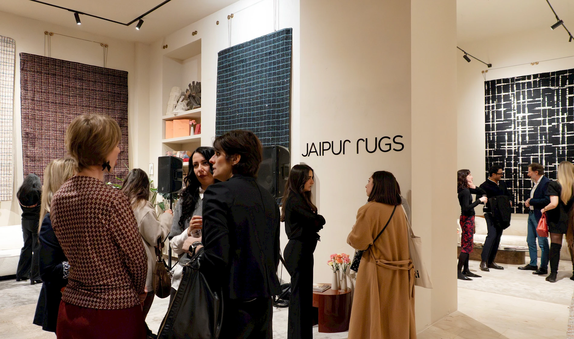 <? altImg($page->images_bg) ?>