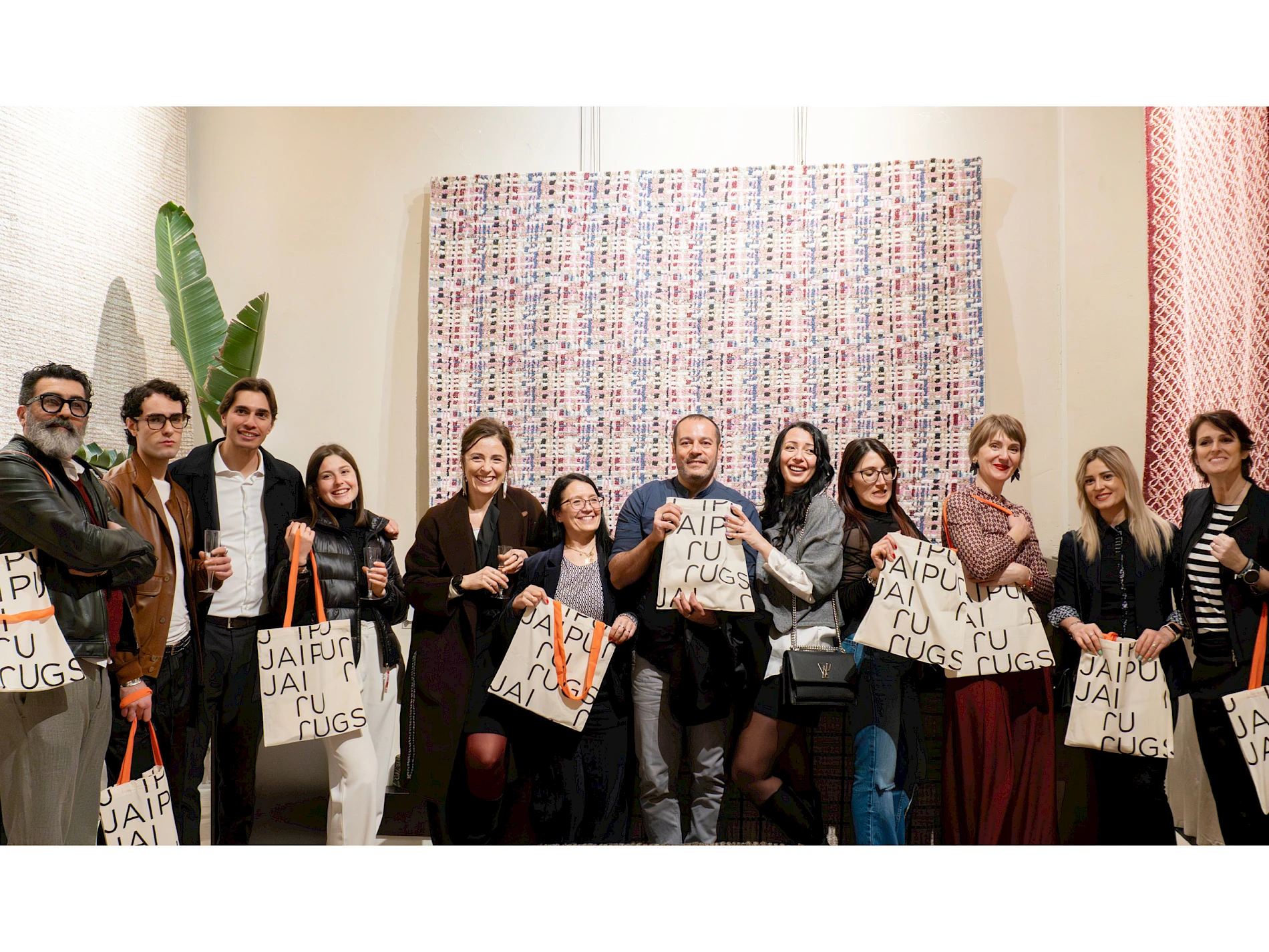 <? altImg($page->images_bg) ?>